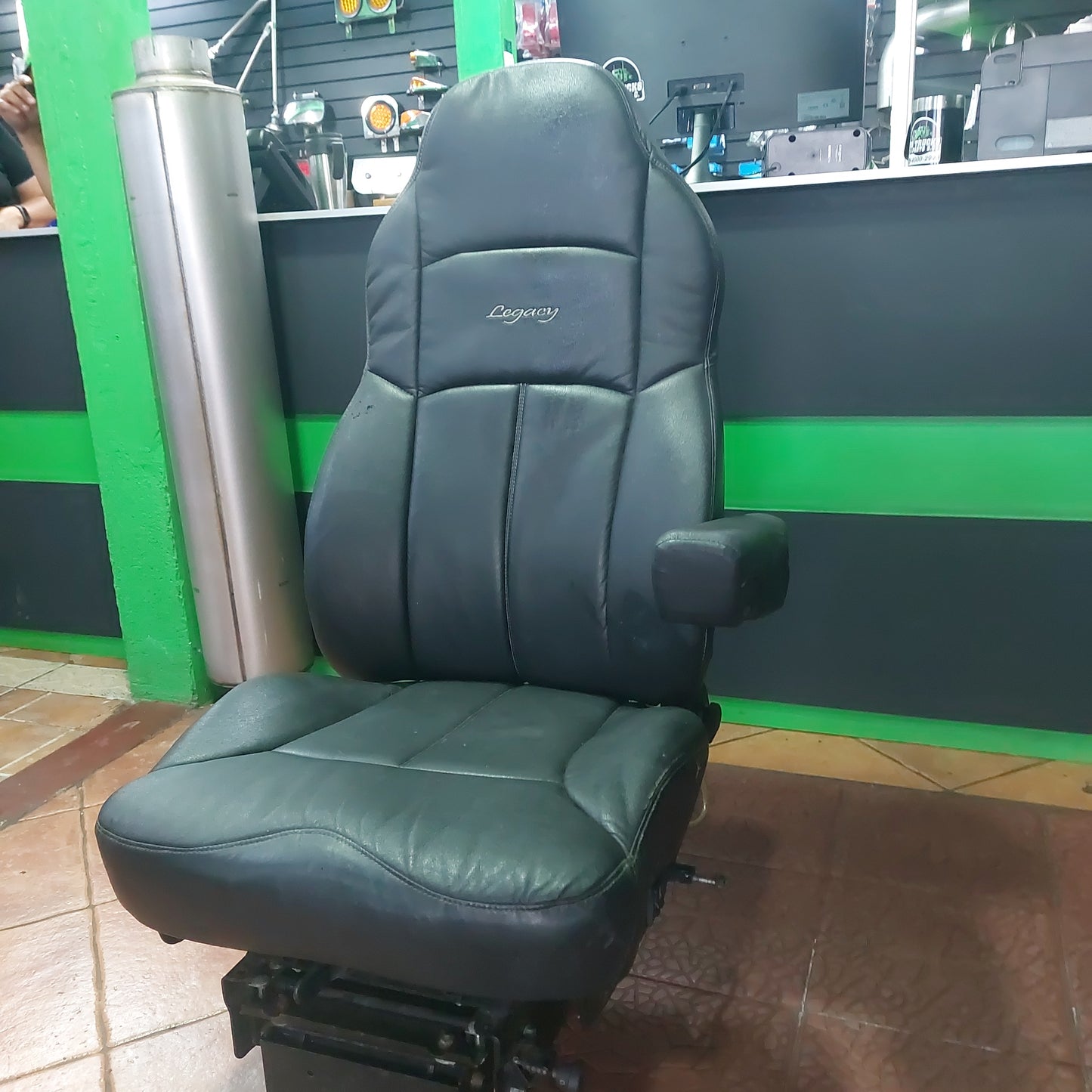 ASIENTO LEGACY