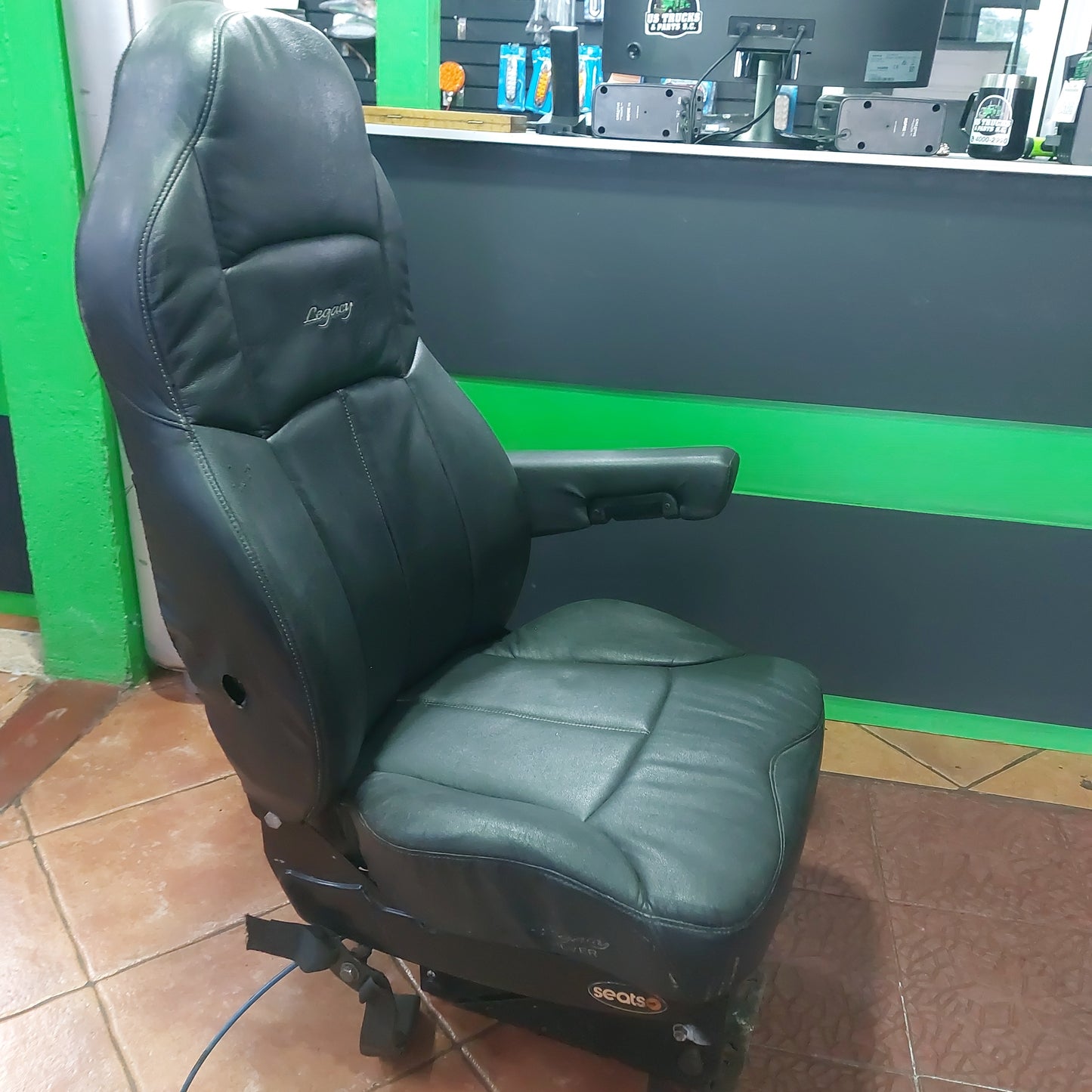 ASIENTO LEGACY