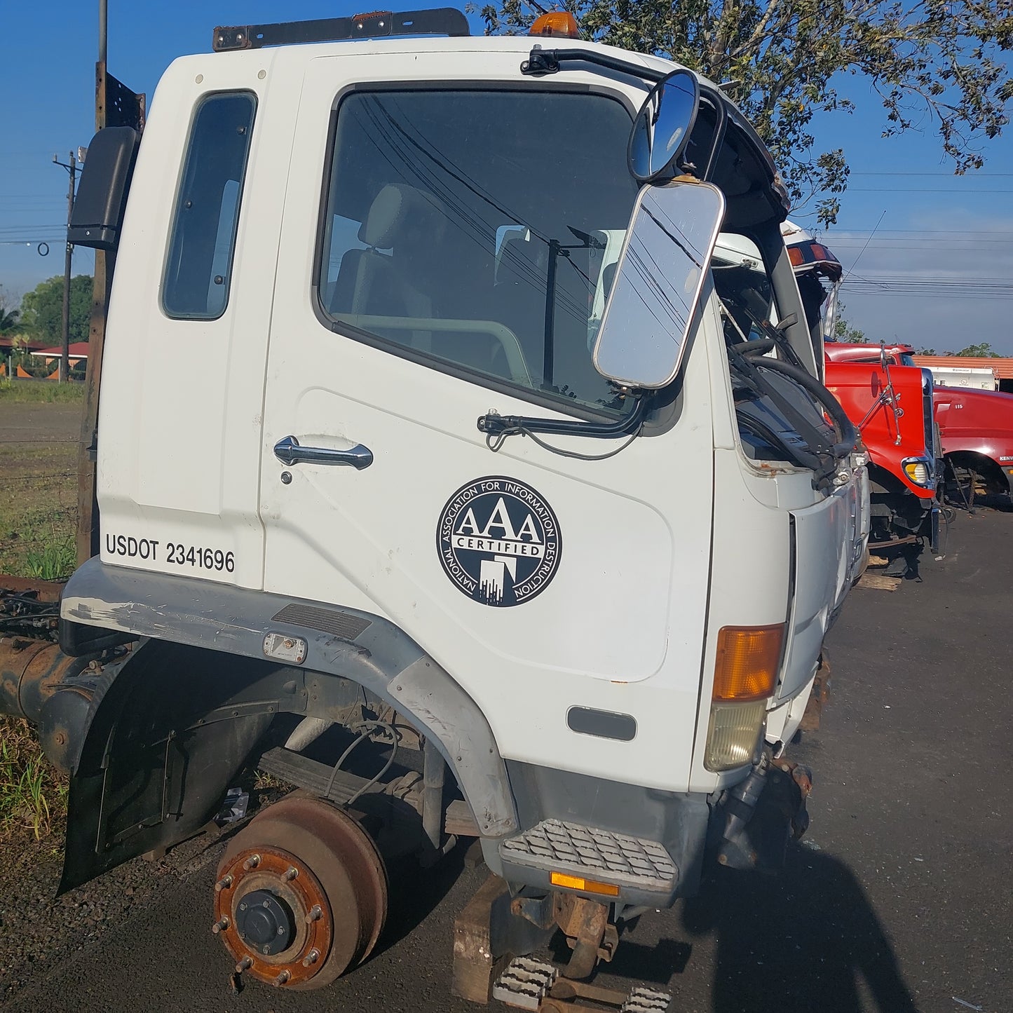 Cabina MITSUBISHI FUSO